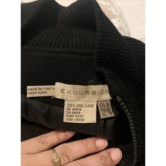 Excursion women's Black jacket, 100% wool, size 6, made in Hong Kong - Picture 3 of 3